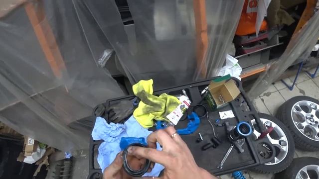 Как улучшить заводские тормоза? Машинки от Фокуса 2 в Фиесту. Кастом от Лёхи. смотреть онлайн