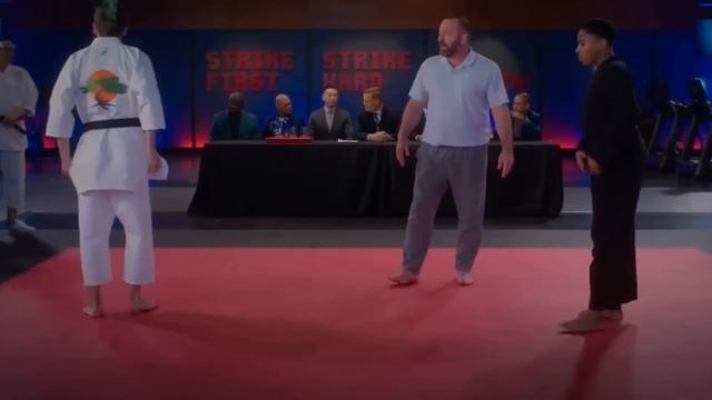 ЯСТРЕБ УМЕР? Ястреб против Кенни БОЙ. Cobra Kai Season 5 HAWK DIES