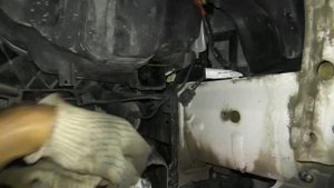 Как заменить штатную лампу передних габаритов"ангельские глазки" на BMW 320 E90