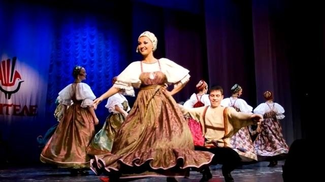 Ансамбль 