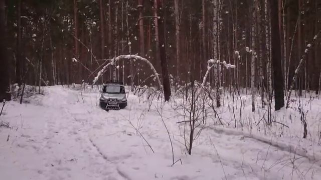 Покатушки по бездорожью зимой в Каштаке УаЗ, Нива, tager, Pagero смотреть онлайн