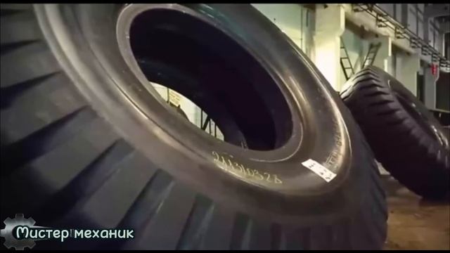 Гигантский самосвал как меняют шины на БЕЛАЗе очень интересно @mister.mechanic ООО "АСС" г. Москва