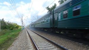 ЧС2К с пассажирским поездом Москва-Сыктывкар РЖД