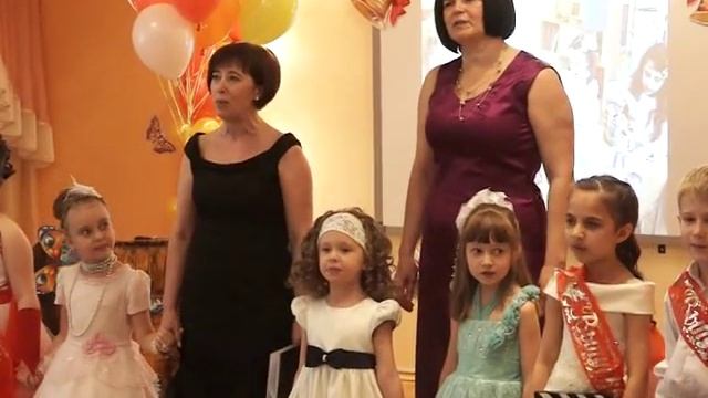 Сюжет "До свидания, детский сад" (выпускной утренник) смотреть онлайн