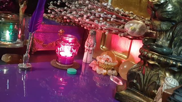 ?ЭНЕРГЕТИКА ЖИЛЬЯ??ЕСТЬ ЛИ ПОДКЛАДЫ,ПОРТАЛЫ,СУЩНОСТИ В ДОМЕ??Расклад таро♤Онлайн гадание смотреть онлайн