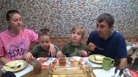 МУКБАНГ ТВОРОЖНАЯ ЗАПЕКАНКА | MUKBANG COTTAGE CHEESE CASSEROLE #mukbang #мукбанг