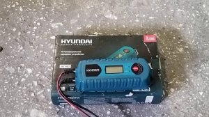 Зарядное устройство Hyundai HY-400