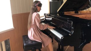 “The shadow of your smile”. Тохтарь Каролина. 13 лет. Преподаватель-Рожнова О. В.