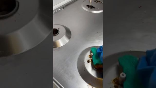 Как отмыть плиту.Подпишись⤵️? смотреть онлайн