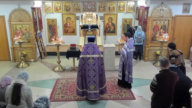 Богослужение в Храме святых целителей Косьмы и Дамиана г. Екатеринбург. 12.03.2022г. смотреть онлайн
