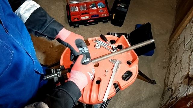 Ремонт стальной трубы, даже под давлением смотреть онлайн