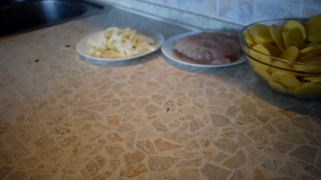 МЯСО ПО ФРАНЦУЗКИ С АНАНАСОМ И КАРТОШКОЙ ||ASMR cooking