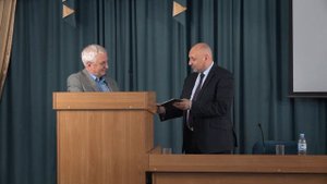 Присвоение звания почетного профессорства РХГА Игорю Николаевичу Сухих