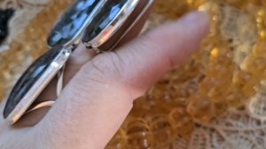 1093.Натуральные камни.Черный сапфир и морион.