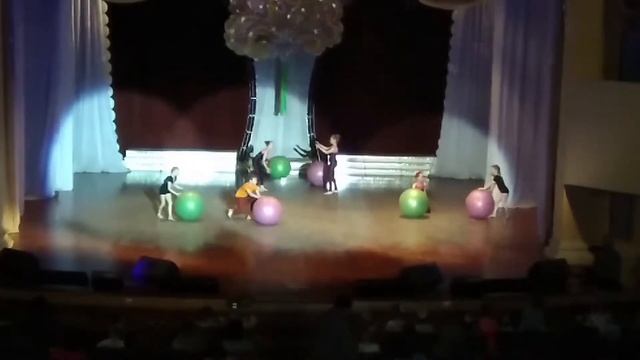 28 ФИТБОЛЫ смотреть онлайн