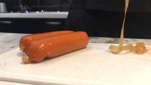 ПоХРУСТим? КОРН-ДОГ с СЫРОМ, или СОСИСКА в кукурузном ТЕСТЕ с СЫРОМ. смотреть онлайн