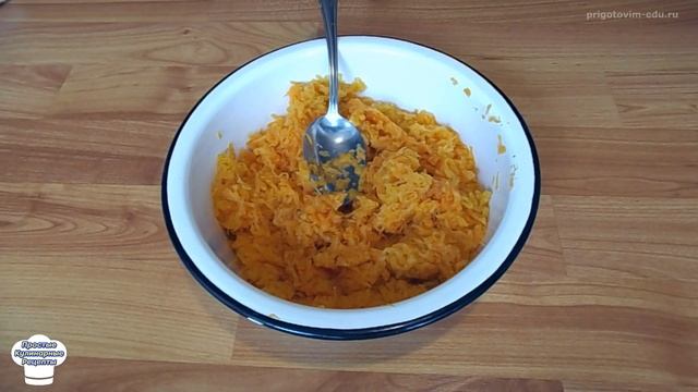 Сладкая морковная запеканка с изюмом. Запеканка из моркови и манки на завтрак