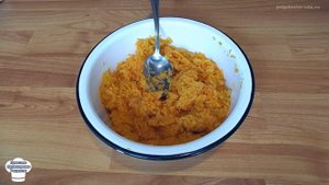 Сладкая морковная запеканка с изюмом. Запеканка из моркови и манки на завтрак