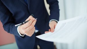 Югорский юрист рассказал, несёт ли управляющая компания ответственность за порчу имущества