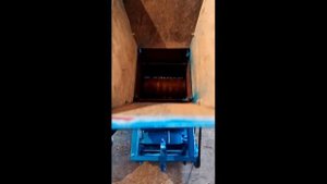 Самодельный шелушильный станок для кедрового ореха