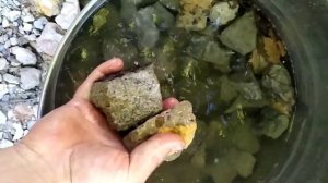 строительный мусор или заливка бетона