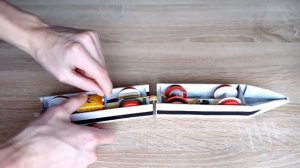 Как сделать поезд на моторчику из картона и крышек? / How to make a train from a cardboard?