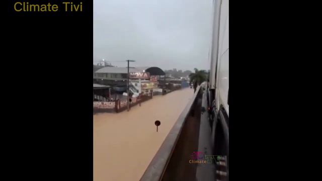 SOUL SAD - Brazilian Grief during the World Cup Party. смотреть онлайн