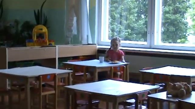 Сашенька идёт в садик... и из садика смотреть онлайн