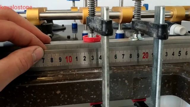 Столешница из искусственного камня, монтаж и склейка.