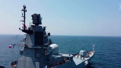 В Оманском заливе стартовали совместные учения с военно-морскими силами Китая и Ирана