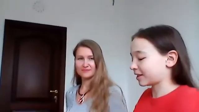 Посмотрите как мы занимаемся с Амелией, пока ждали подключения ученика с Минска. смотреть онлайн