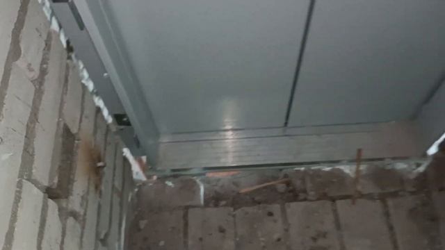 Подробный обзор! Раритет! Лифт на этажных переключателях! Лифт МЛЗ 1976 г. Q=320кг. 0,71м/с. смотреть онлайн