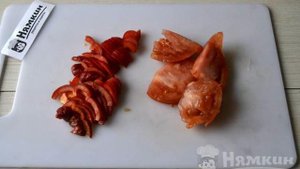 Капуста тушеная с помидорами, болгарским перцем и морковью