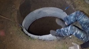 Заилилось шамбо. Облегченные железобетонные кольца.