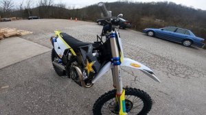 2021 Husqvarna FC450 ROCKSTAR EDITION | Unboxing & Walkaround