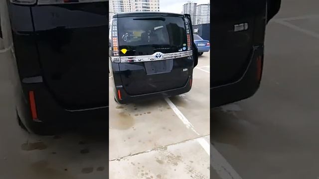 Toyota voxy смотреть онлайн