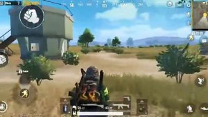 Играю в PUBG Mobile на геймпаде