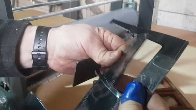 рубка пластика 2мм смотреть онлайн