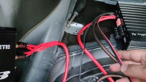 где найти ремоут для усилителя? (Мерседес w221) есть ответ