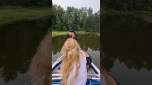 Музыка громче, глаза закрыты...