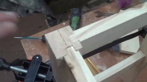 классический табурет своими руками из дерева