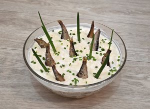 Салат "Рыбки в пруду"