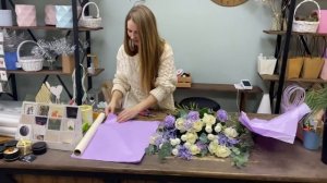 УПАКОВКА БУКЕТА НА 225р / БУКЕТ С РОЗАМИ, ГВОЗДИКАМИ, САЛИДАГО, ЭРИНГИУМОМ, ЭВКАЛИПТОМ, ХРИЗАНТЕМОЙ