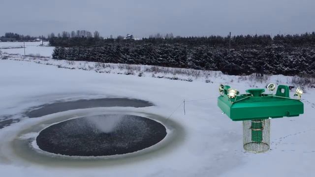 Аэратор для водоема российского производства komandor зимой