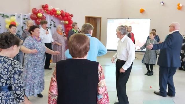 Песня "Соловей - Соловушка" Творческое объединение "Светлица" смотреть онлайн