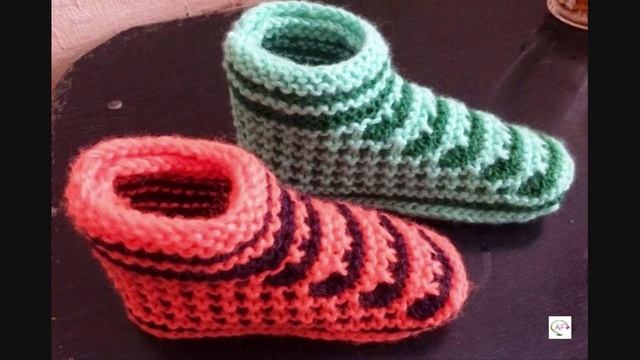 Красивые вязаные тапочки спицами ‭| ‬Модные идеи для вязания тапочек