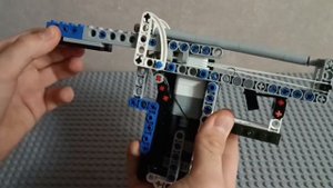 Стреляющий пистолет из лего!