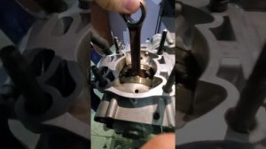 обслуживание и замена поршня yamaha yz 250 (для покупателя)