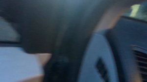 Портативное пусковое устройство на 800 ампер для запуска авто. Джамп стартер.