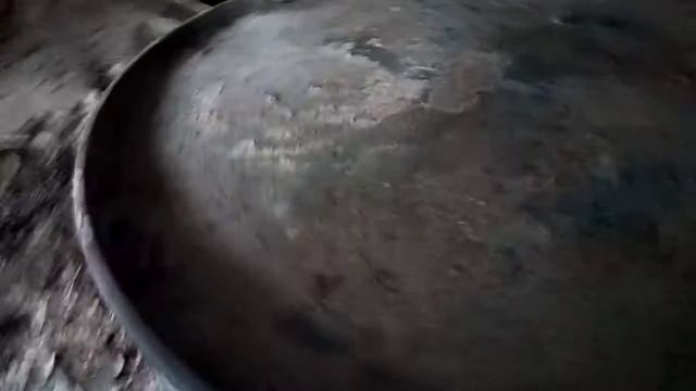 Про холодное копчение гусей, в самодельной коптильне из железной бочки на втором этаже мастерской.